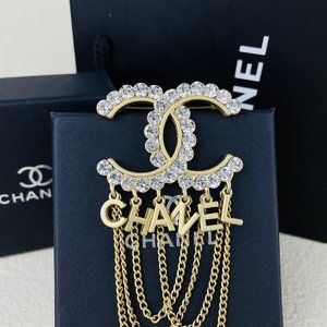 CHANEL For You Brooch Pearl Golden Macrame N12